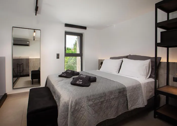 Villa Three Doors Complex *