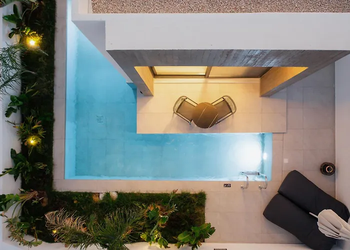 Villa Three Doors Complex *