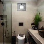 Three Doors Complex *