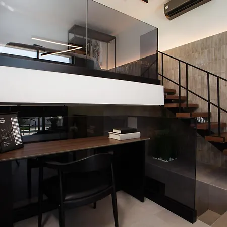 Three Doors Complex *