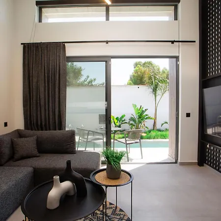 别墅 Three Doors Complex 法里拉基