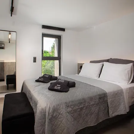Villa Three Doors Complex-faliraki *