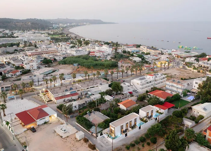 Three Doors Complex Villa Faliraki