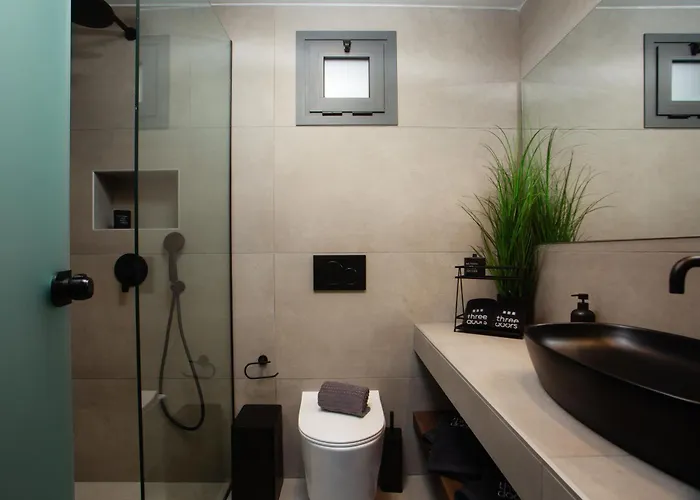 Three Doors Complex *